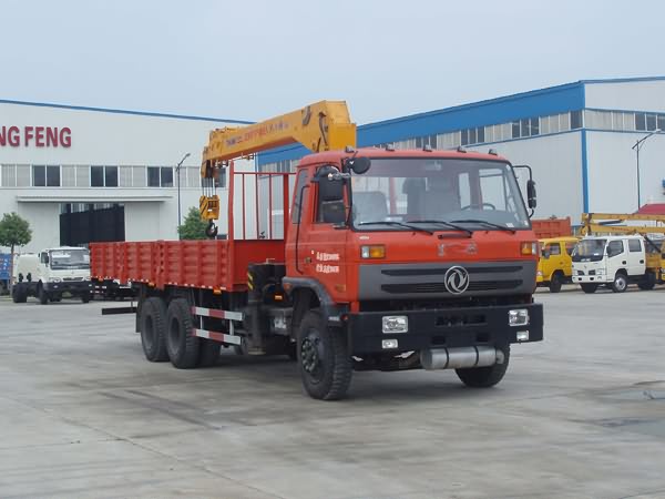 后雙橋隨車吊