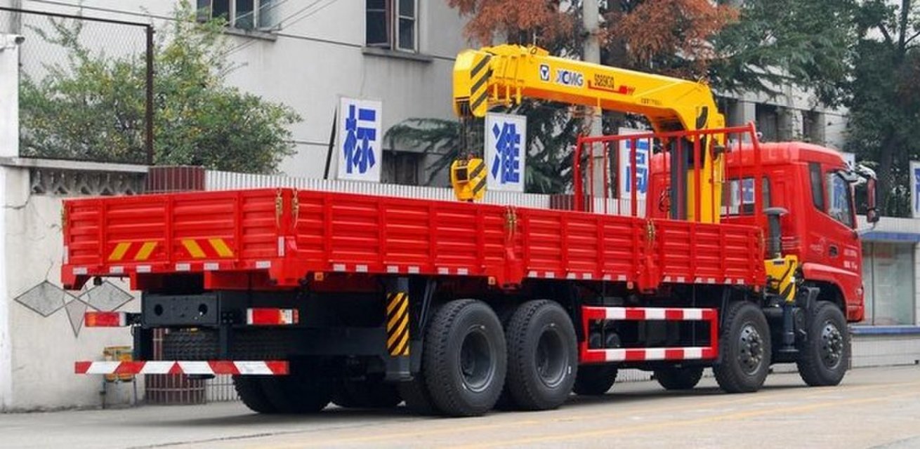 十通牌國(guó)四隨車(chē)吊